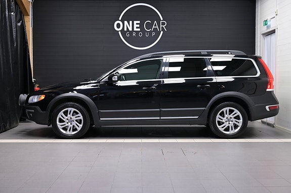 Volvo XC70 4 of 5