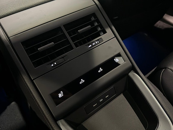 Porsche Panamera 4 21 of 24