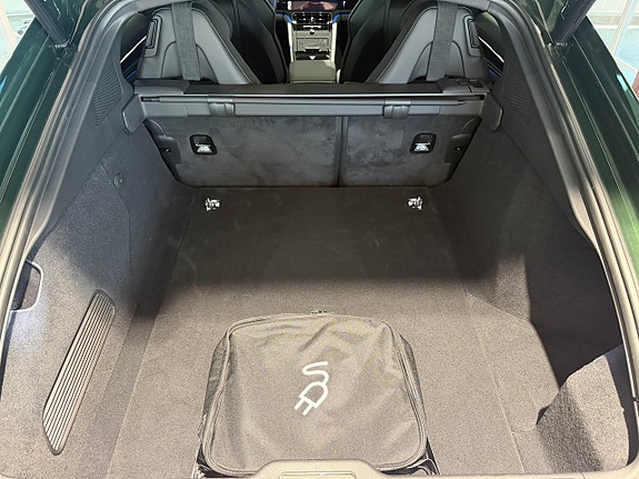Porsche Panamera 4 24 of 24