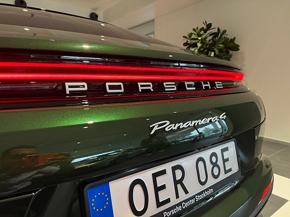 Porsche Panamera 4 5 of 24