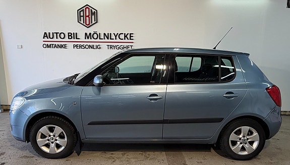 Skoda Fabia 2 of 5