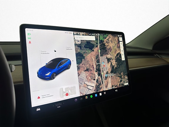 Tesla Model 3 19 of 30