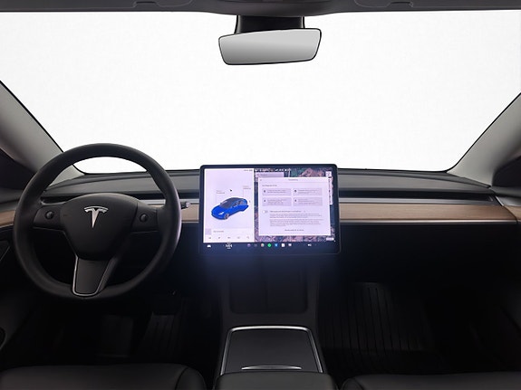 Tesla Model 3 14 of 30