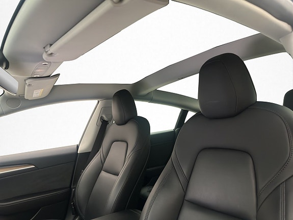 Tesla Model 3 13 of 30