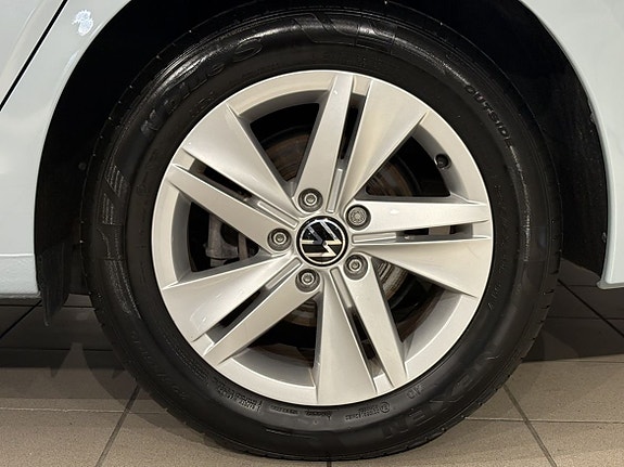 Volkswagen Golf I 3 of 11