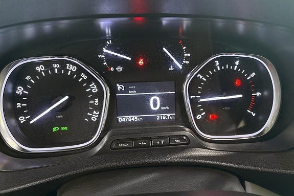Toyota Proace Verso 9 of 12