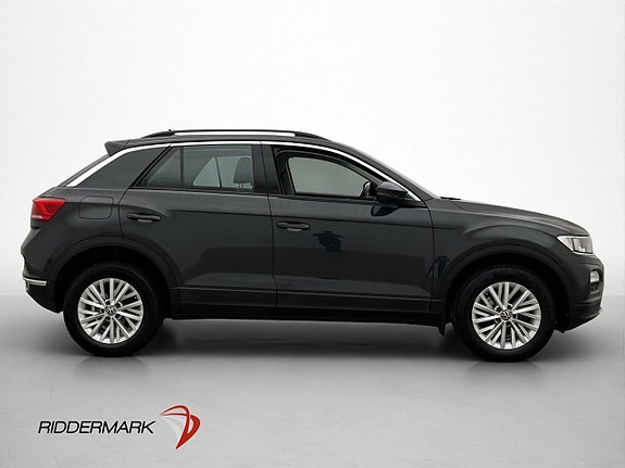 Volkswagen T-Roc 9 of 26