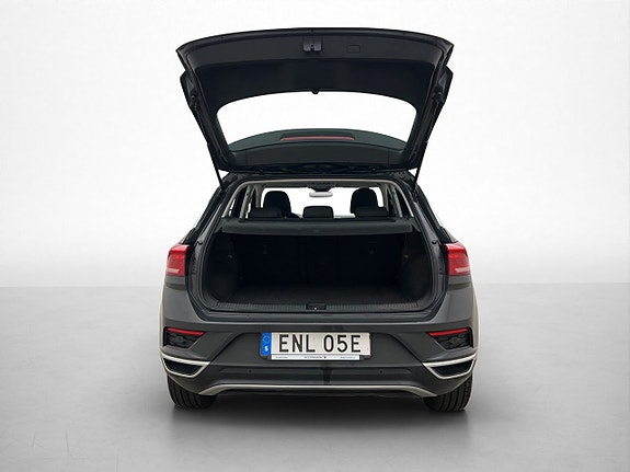 Volkswagen T-Roc 18 of 26