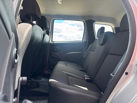 Dacia Duster 18 of 22