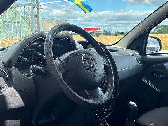 Dacia Duster 8 of 22