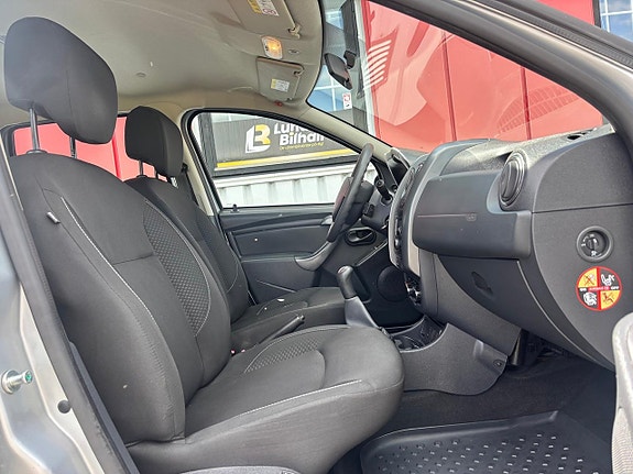 Dacia Duster 17 of 22