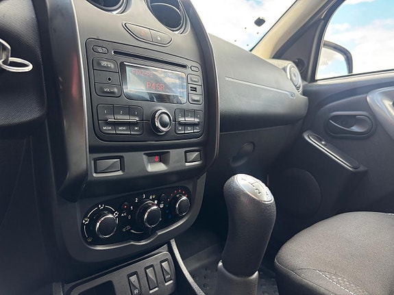 Dacia Duster 13 of 22