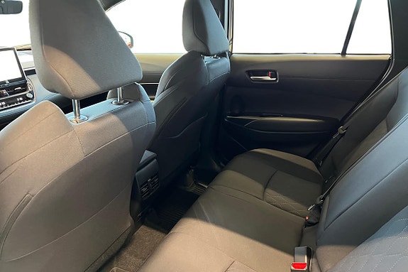 Toyota Corolla Cross 12 of 25