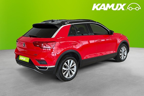 Volkswagen T-Roc 4 of 5