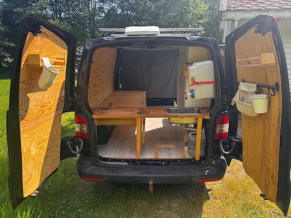 Volkswagen Transporter 4 of 5