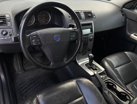 Volvo V50 5 of 5