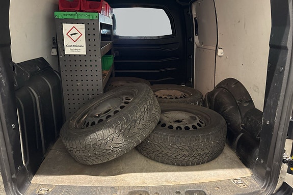Volkswagen Caddy Maxi 6 of 6