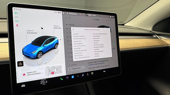 Tesla Model Y 11 of 19
