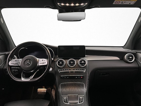 Mercedes-Benz GLC220 d 27 of 30