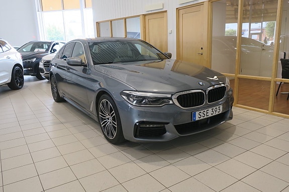 BMW 520d 2 of 5