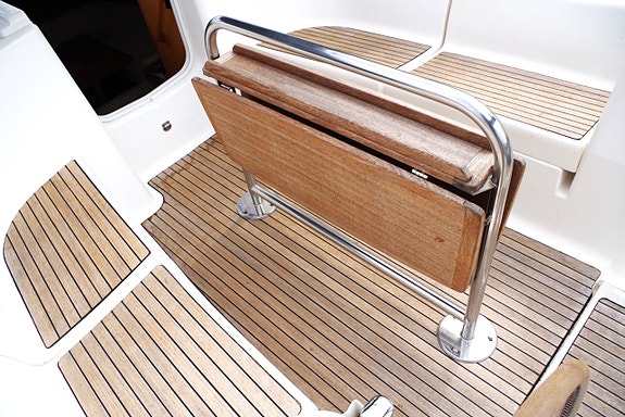 Dufour 385 Grand Large 17 of 24