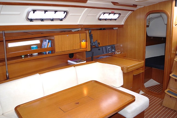 Dufour 385 Grand Large 3 of 24