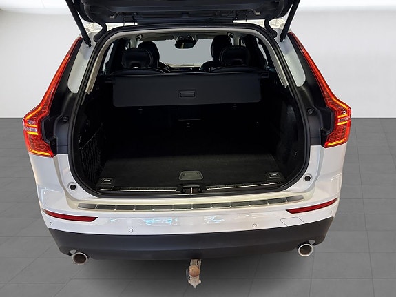 Volvo XC60 12 of 21