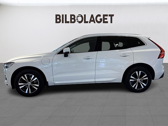 Volvo XC60 2 of 21
