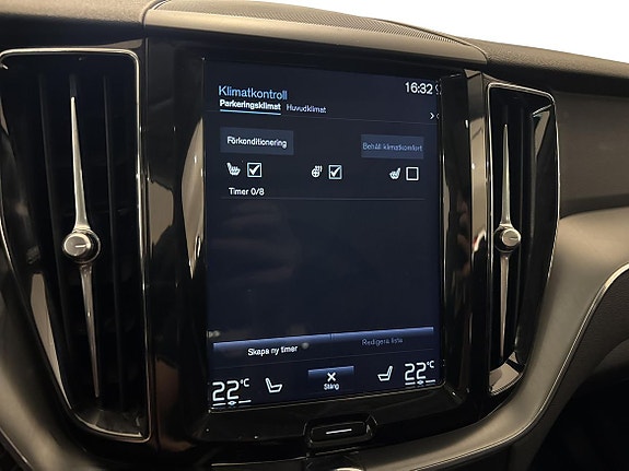 Volvo XC60 20 of 21