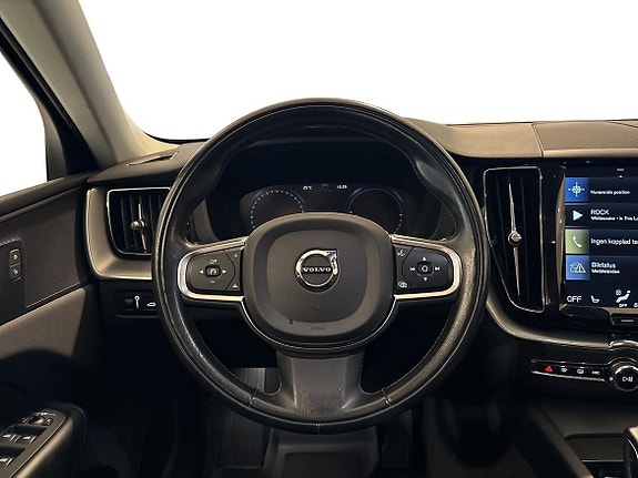 Volvo XC60 9 of 21