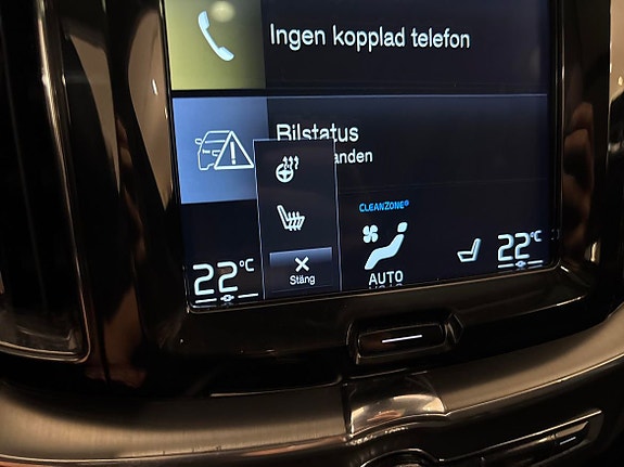 Volvo XC60 16 of 21