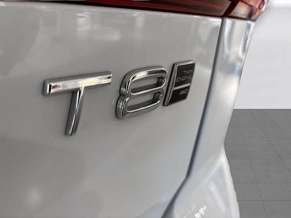 Volvo XC60 10 of 21