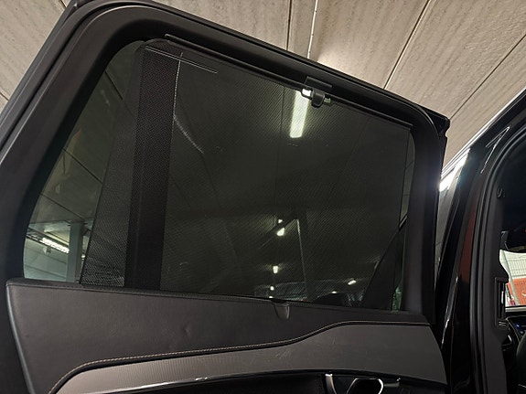 Volvo XC90 25 of 26