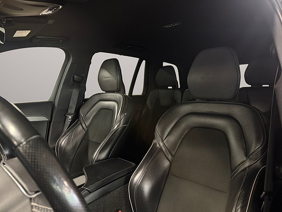 Volvo XC90 9 of 26