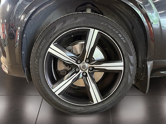 Volvo XC90 26 of 26