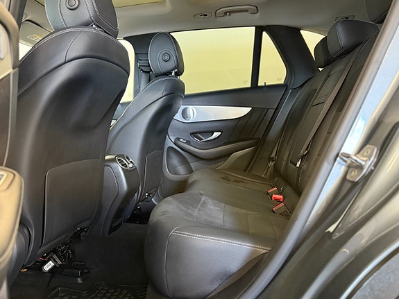 Mercedes-Benz GLC220 d 15 of 17