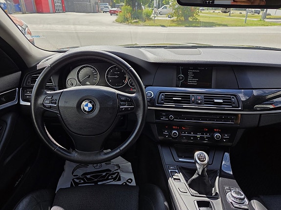 BMW 520 13 of 15