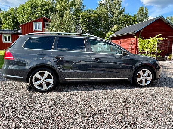 Volkswagen Passat 3 of 5