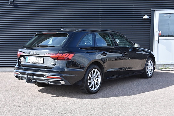 Audi A4 8 of 18