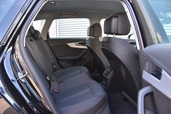 Audi A4 13 of 18