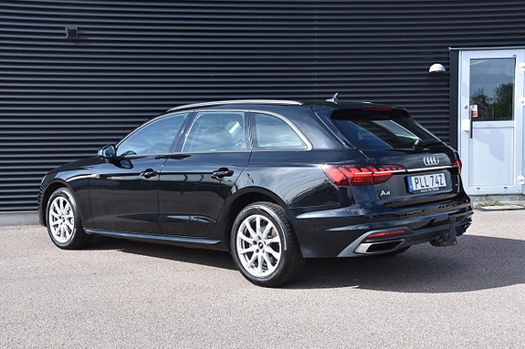 Audi A4 4 of 5