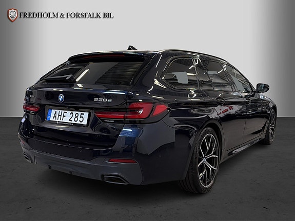 BMW 530e 5 of 5