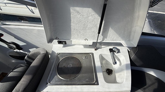 Finnmaster 68 DC / Yamaha F225 - 11 7 of 15