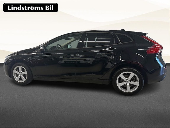 Volvo V40 6 of 18