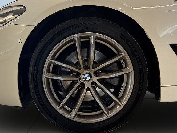 BMW 520d 14 of 19