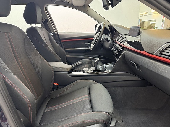 BMW 330d 21 of 21