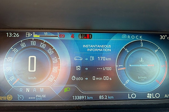 Citroen C4 Picasso 14 of 19