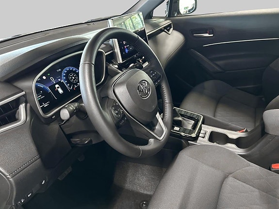 Toyota Corolla Cross 13 of 18