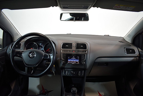 Volkswagen Polo 14 of 18
