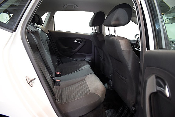 Volkswagen Polo 12 of 18
